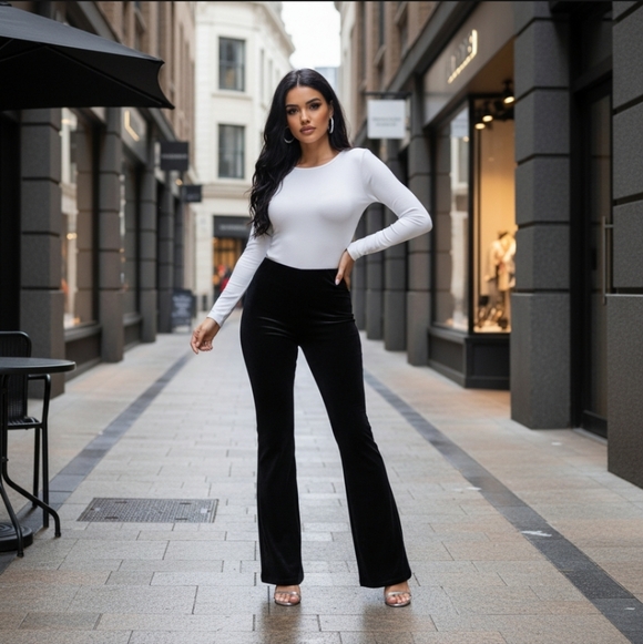 Saresa Knit Pull-On Pants Black     Size Medium - Picture 4 of 4